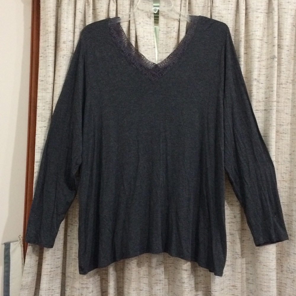 Lane Bryant Lace Trim V-Neck Long Sleeve Tee - 22/24